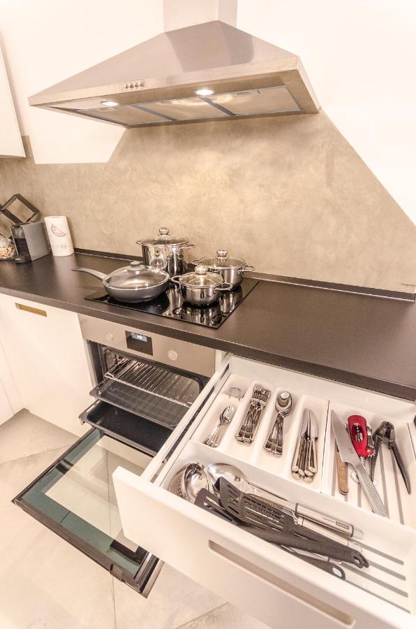 Cartoleria Suite: Spazioso, Moderno E Centrale Bologne Extérieur photo